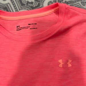 Pink short sleeve